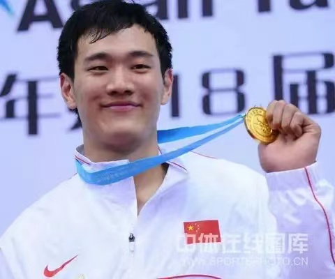 体育中心新生第一课之冠军进校园活动