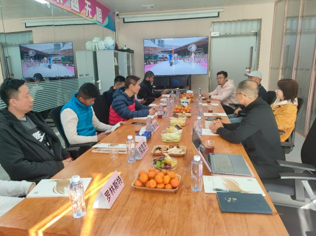 体育中心与活力之都携手开启“学生水上训练基地”新篇章